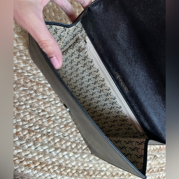 Vintage Yves Saint Laurent Clutch Black Saffiano Leather - Picture 5 of 16